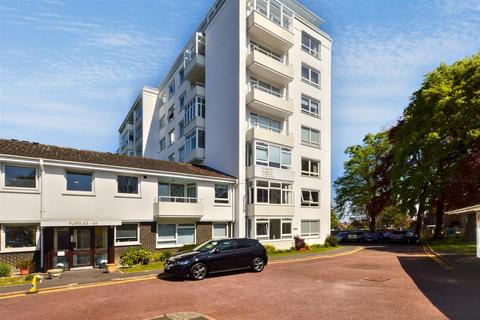 2 bedroom flat to rent, Compton Place Road, Lower Meads, BN21