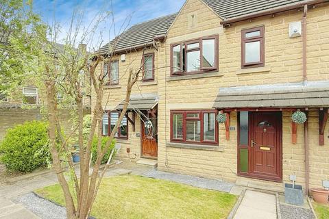 3 bedroom terraced house for sale, Littlemoor Court, Pudsey, LS28