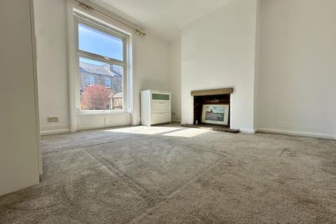 49 Adelphi Road, Huddersfield, HD3 4BB