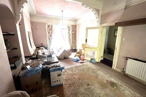 3 bedroom semi-detached house for sale, 8 Coldstream Street, Llaneli, SA15 3BH