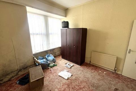 3 bedroom semi-detached house for sale, 8 Coldstream Street, Llaneli, SA15 3BH