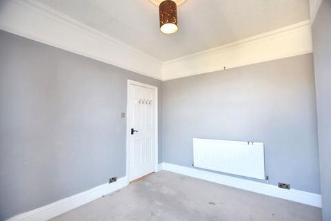 2 bedroom flat for sale, First Floor Flat, 27(A) Abbey Road, Belvedere, DA17 5DF
