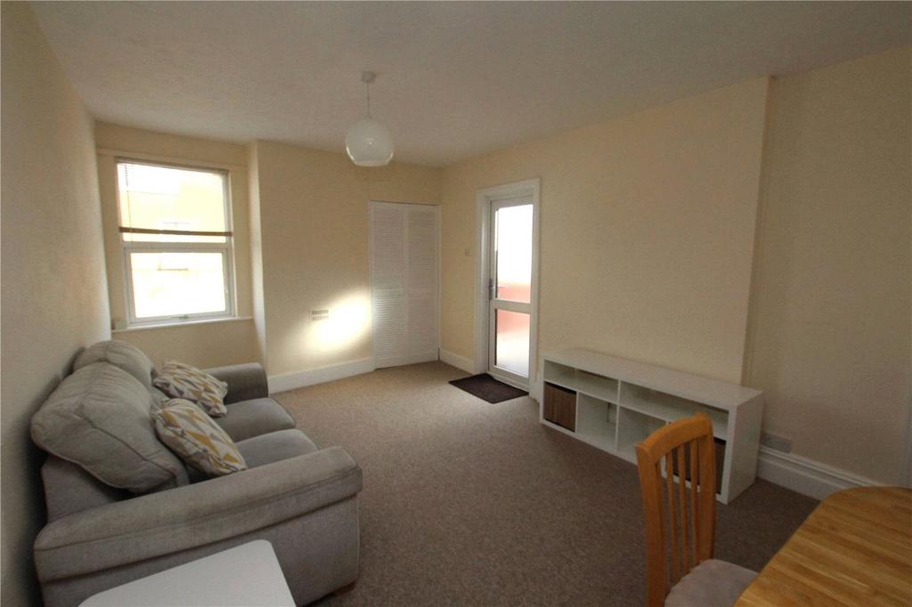 Apartment Lounge