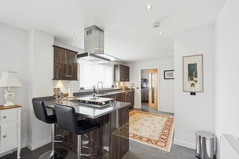 2 Frances Gordon Road, Perth, PH2 8EW
