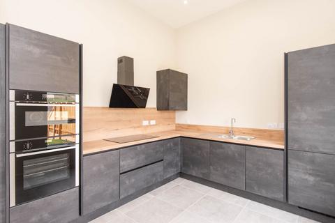 10 Bocking Hill, Stocksbridge, Sheffield, S36 2AL