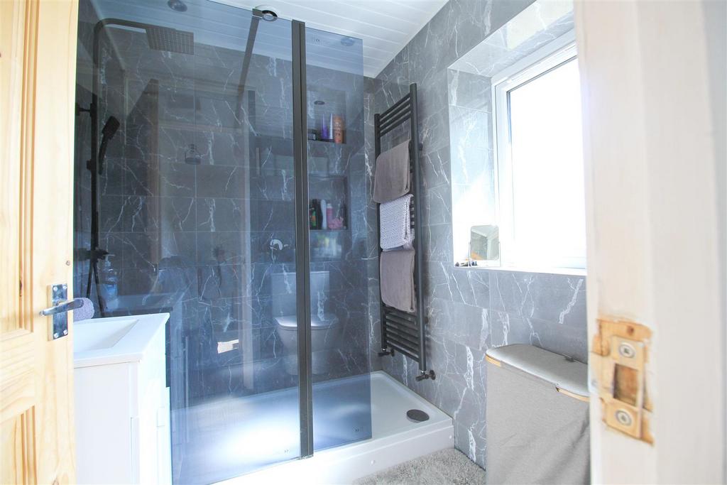 Shower.jpg