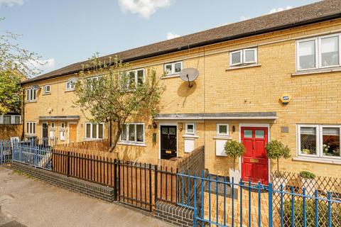 2 bedroom terraced house for sale, Green Dragon Lane, Brentford
