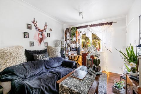 2 bedroom terraced house for sale, Green Dragon Lane, Brentford