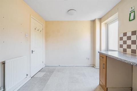 24 Ashcombe Crescent, Bristol, BS30 5NX