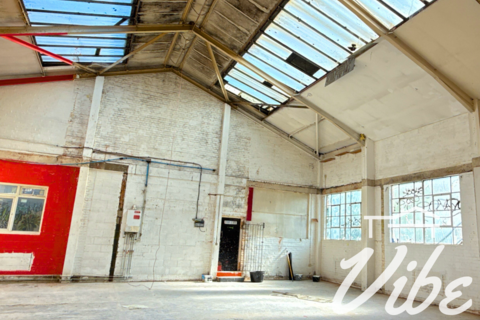 Industrial unit to rent, Stour Road, London E3