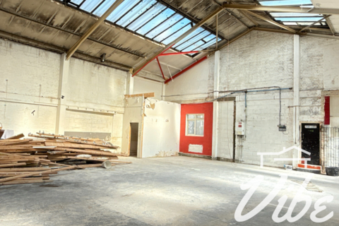Industrial unit to rent, Stour Road, London E3