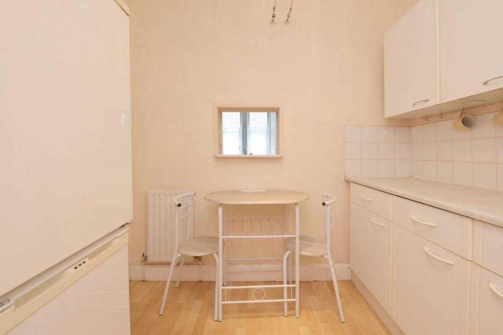 MFL1246340 880.jpg