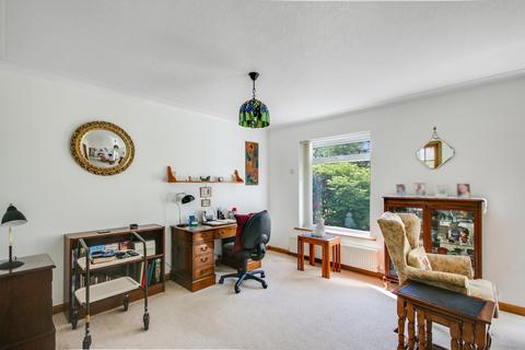 Ferndale Furzefield Road, East Grinstead, RH19 2EF