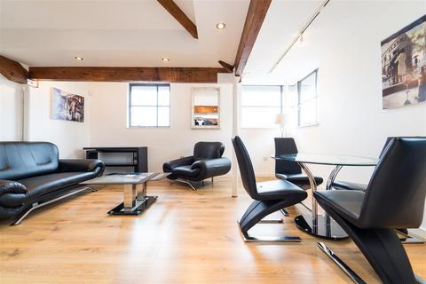 1 bedroom apartment to rent, Bloom Street, The Village