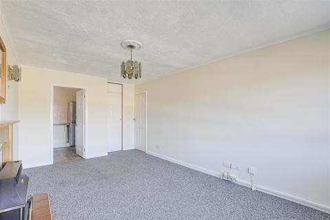 2 bedroom flat for sale, Wainfleet Court, Calverton Road, Arnold NG5