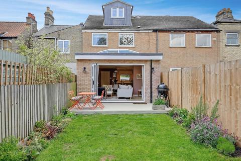 27 Marmora Road, Cambridge, CB1 3PY
