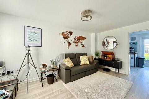 2 bedroom end of terrace house for sale, Charlbury Drive, Plymouth PL9