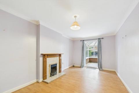2 bedroom detached bungalow for sale, Reynard Close, Hutton Cranswick, YO25 9PG
