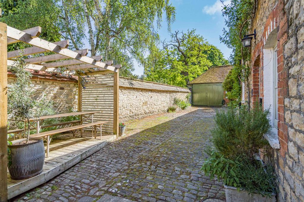 Courtyard & Parking