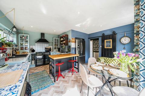 3 bedroom detached house for sale, The Netherlands, Coulsdon CR5