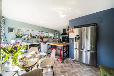 3 bedroom detached house for sale, The Netherlands, Coulsdon CR5