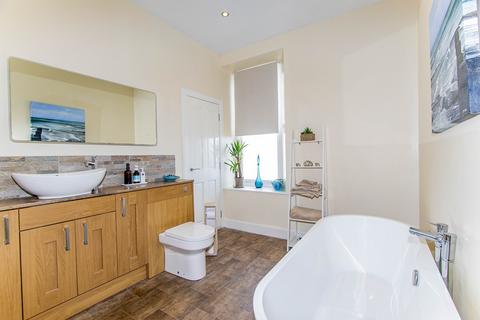 13 Breadalbane Crescent, Wick, KW1 5AS