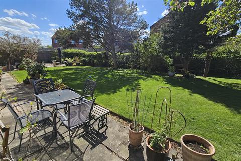 5 bedroom detached house for sale, Fields Drive, Aslockton