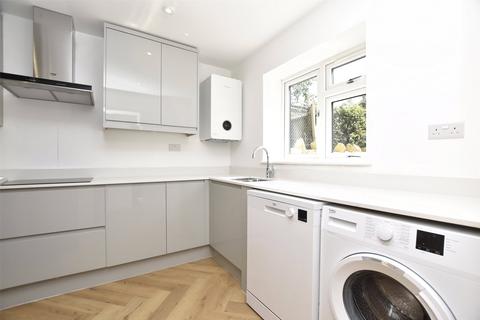 1 bedroom detached house to rent, Frome Road, Somerset BA2