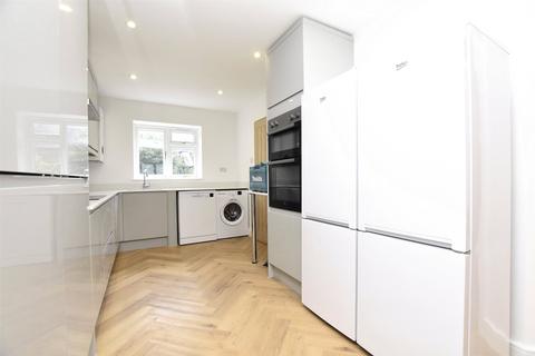 1 bedroom detached house to rent, Frome Road, Somerset BA2