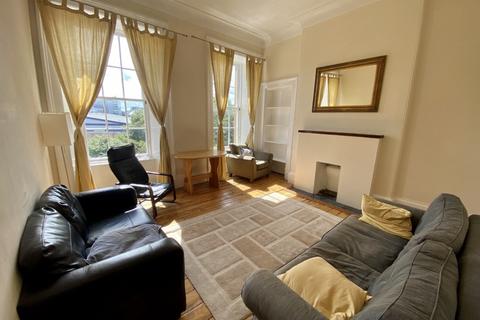 2 bedroom flat to rent, Minerva Street, Glasgow, G3