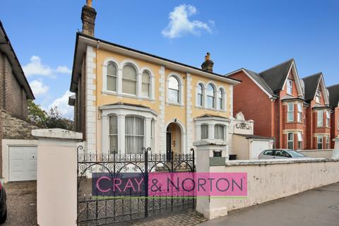 6 bedroom detached house for sale, Outram Road, Addiscombe, CR0