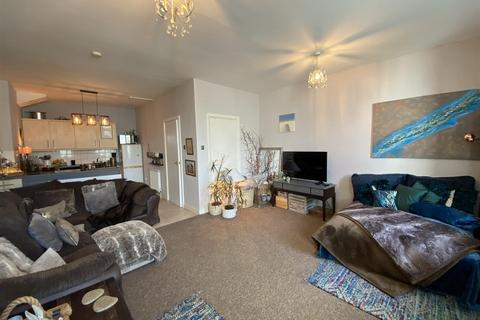 1 bedroom flat to rent, Marina, St Leonards-On-Sea