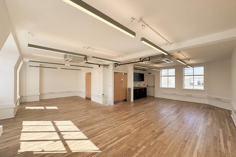 Office to rent, 15-16 Margaret Street (5th Floor), Fitzrovia, London, W1W 8RW