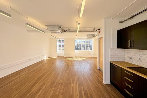 Office to rent, 15-16 Margaret Street (5th Floor), Fitzrovia, London, W1W 8RW