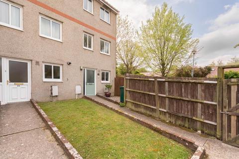 4 bedroom end of terrace house for sale - Broadfields, Brighton