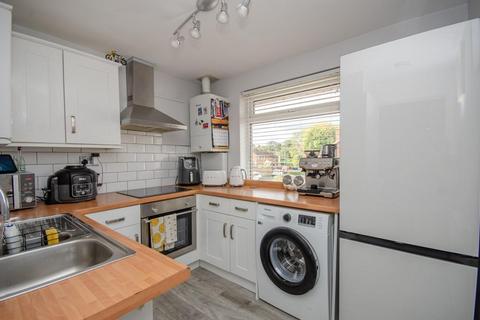 1 bedroom flat to rent, Dibden Road, Downend, Bristol, BS16 6UE