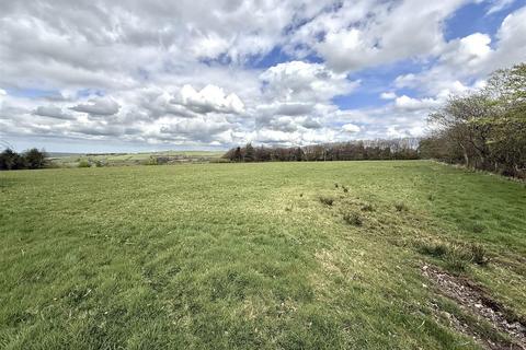 undefined, Bryn Iwan, Cynwyl Elfed, Carmarthen