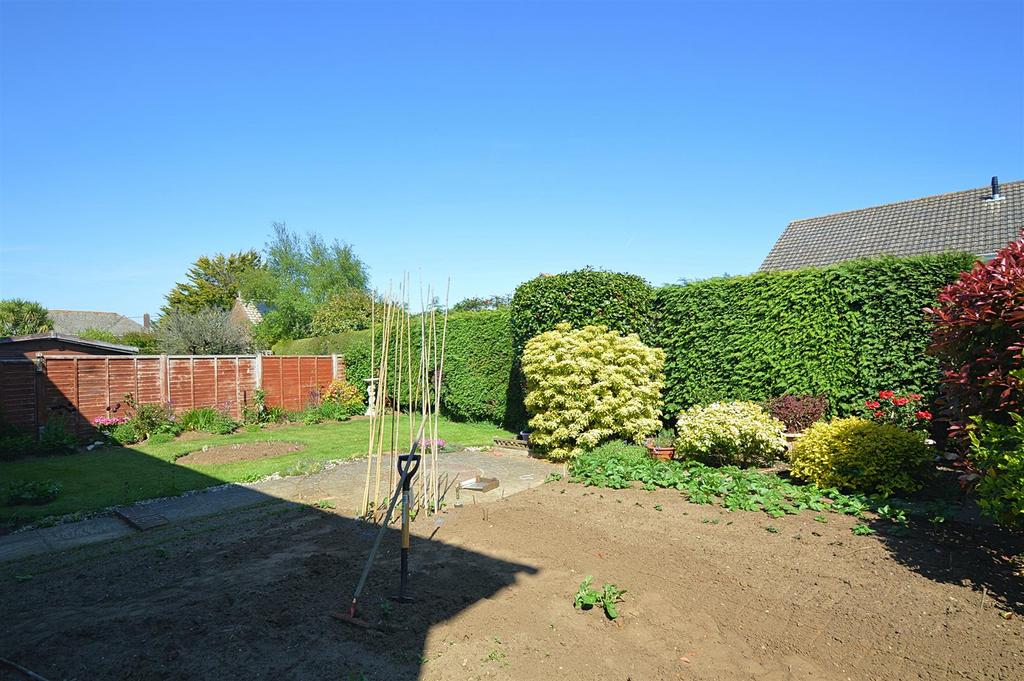 Resized Garden2.jpg