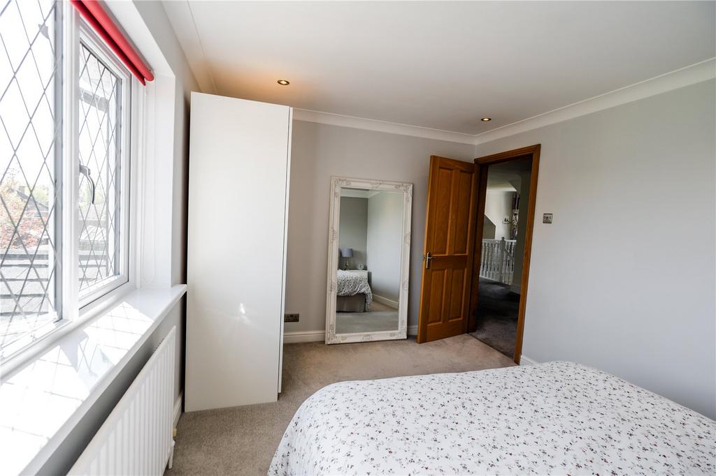 Bedroom 4 (2)