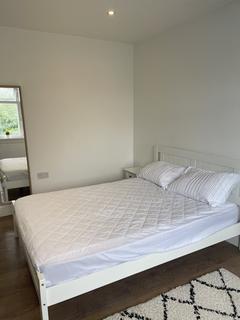 House share to rent, Ruskin Gardens, Queensbury HA3