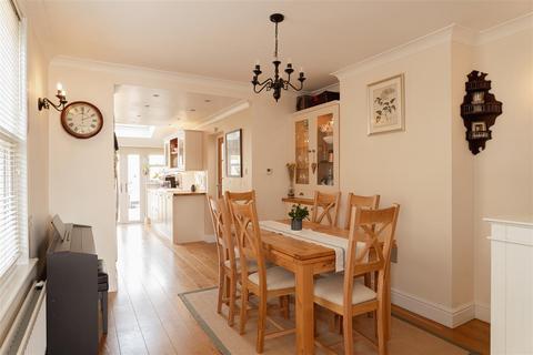 undefined, Trindles Road, South Nutfield
