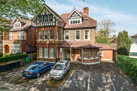 3 bedroom flat for sale, Riverdale Gardens,  Twickenham,  TW1