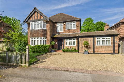 5 bedroom detached house for sale, Woodside Avenue, Hersham, Walton-On-Thames