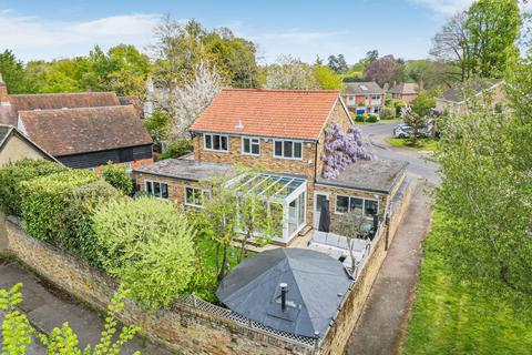 11 Falcon Close, Sawbridgeworth, CM21 0AX