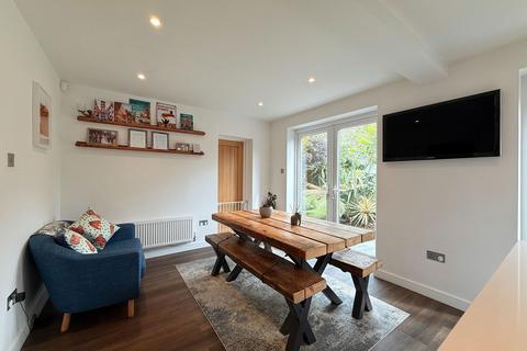4 bedroom semi-detached house for sale, Lyndon Road, Solihull