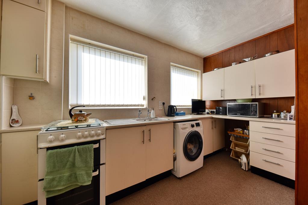 DSC 9987 hdr.jpg