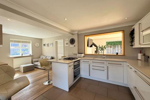 5 bedroom detached house for sale, Rushford Close, Monkspath