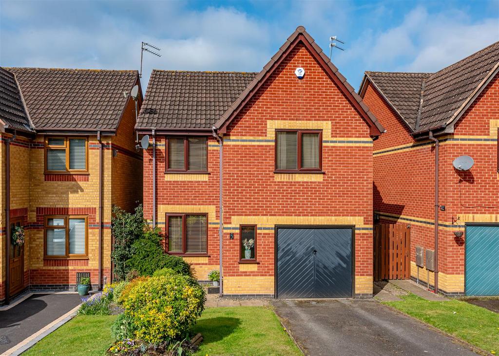 5 Bumblehole Meadows-Front.jpg