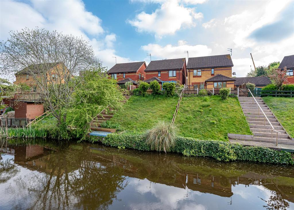 5 Bumblehole Meadows-External.jpg