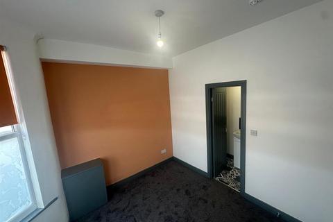 5 bedroom terraced house to rent, Bedford Road, bootle